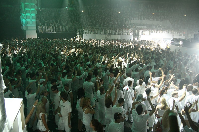 SENSATION WHITE - Sobota 2. 6. 2007