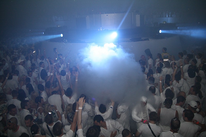 SENSATION WHITE - Sobota 2. 6. 2007