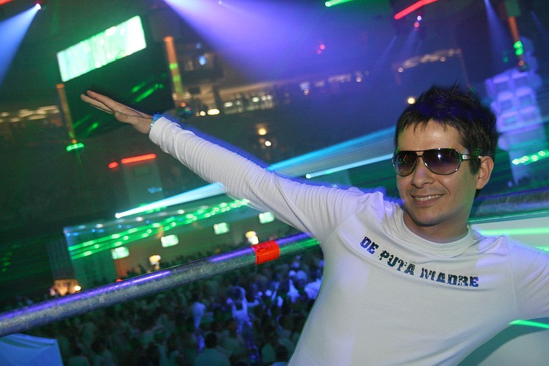 SENSATION WHITE - Sobota 2. 6. 2007