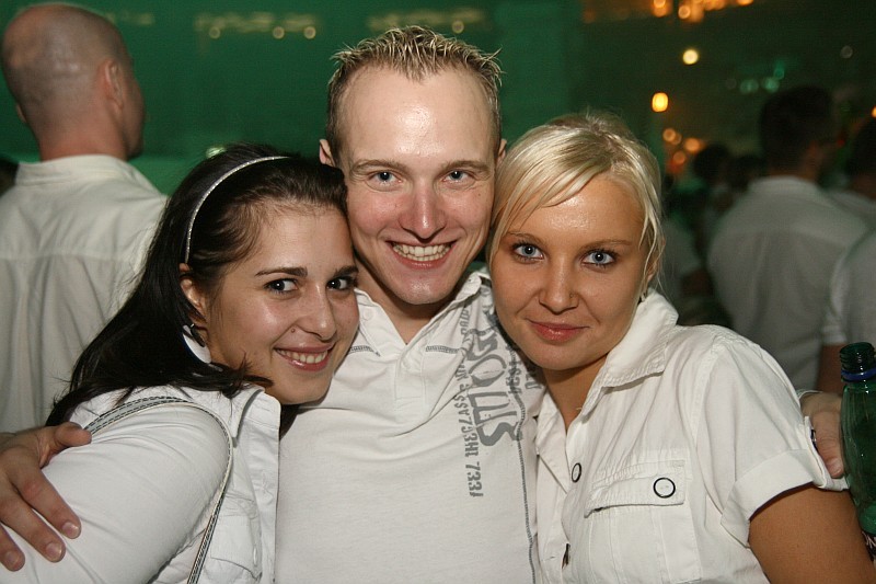 SENSATION WHITE - Sobota 2. 6. 2007