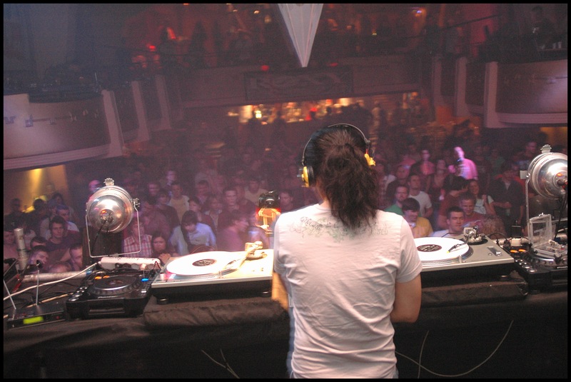 BUSH 15* ROXY EDITION - Pátek 29. 6. 2007