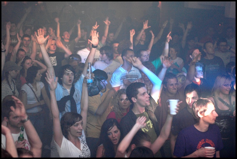 BUSH 15* ROXY EDITION - Pátek 29. 6. 2007