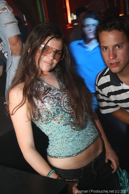 FASHION NIGHT - Čtvrtek 2. 8. 2007