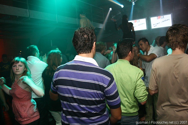 FASHION NIGHT - Čtvrtek 2. 8. 2007