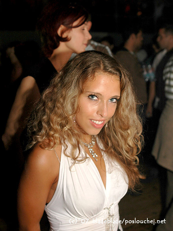 IN BETWEEN ALBUM TOUR - Pátek 14. 9. 2007