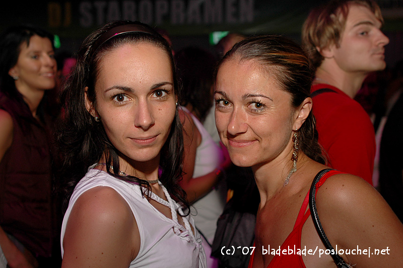 IN BETWEEN ALBUM TOUR - Pátek 14. 9. 2007