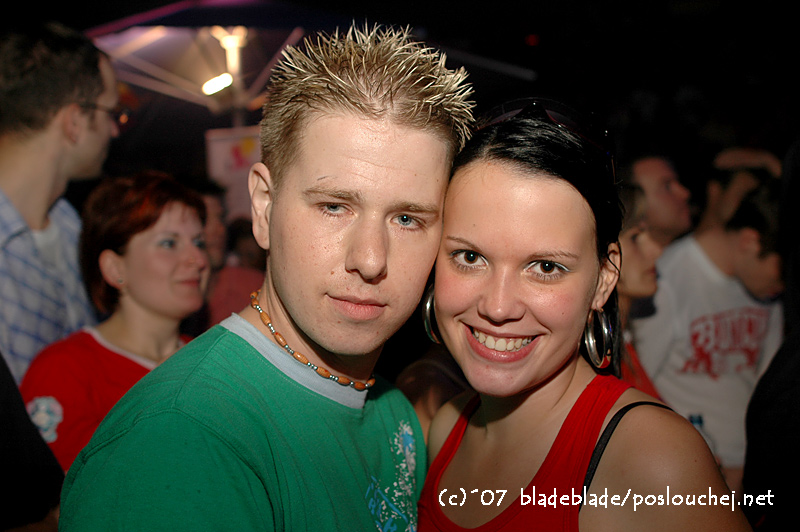 IN BETWEEN ALBUM TOUR - Pátek 14. 9. 2007