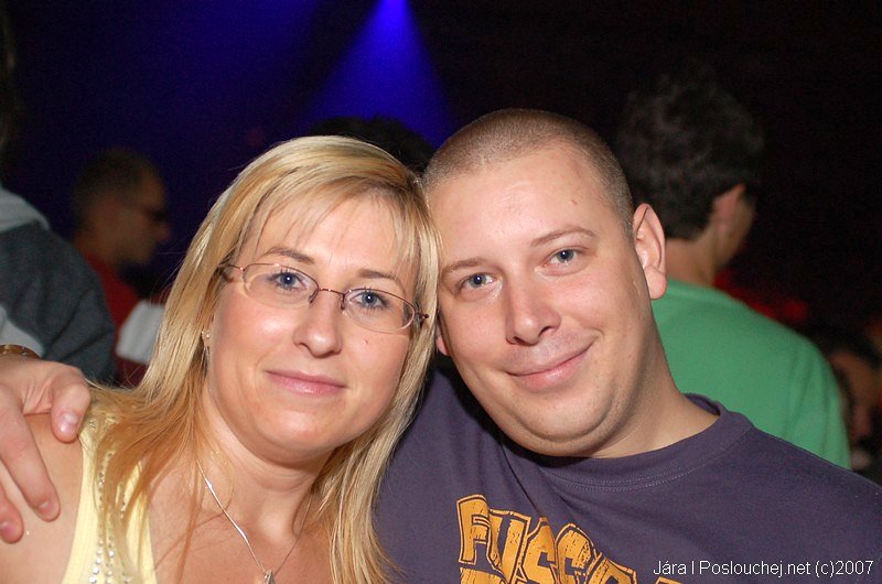 IN BETWEEN ALBUM TOUR - Pátek 14. 9. 2007