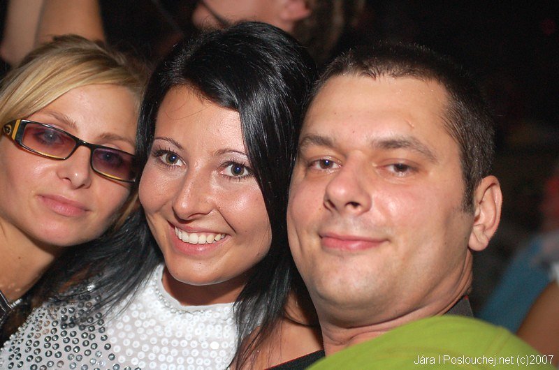 IN BETWEEN ALBUM TOUR - Pátek 14. 9. 2007