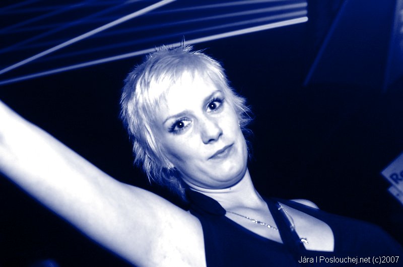 IN BETWEEN ALBUM TOUR - Pátek 14. 9. 2007