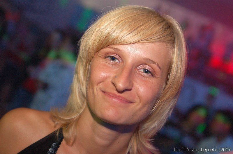 IN BETWEEN ALBUM TOUR - Pátek 14. 9. 2007