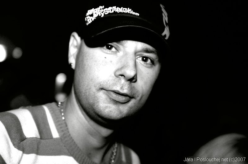 IN BETWEEN ALBUM TOUR - Pátek 14. 9. 2007
