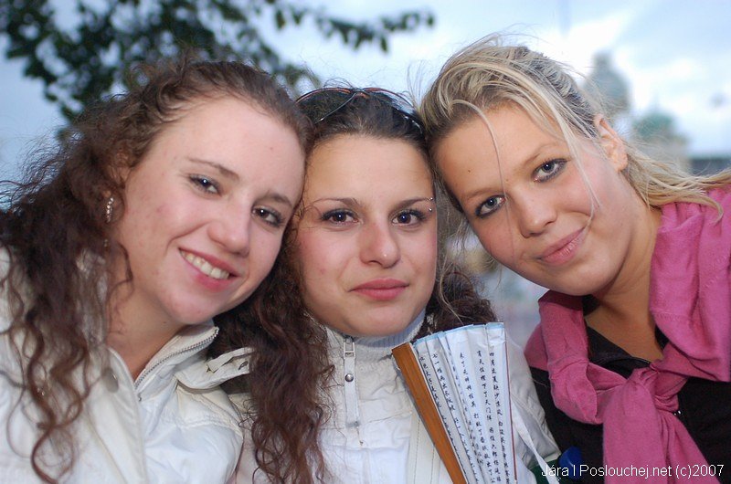 IN BETWEEN ALBUM TOUR - Pátek 14. 9. 2007