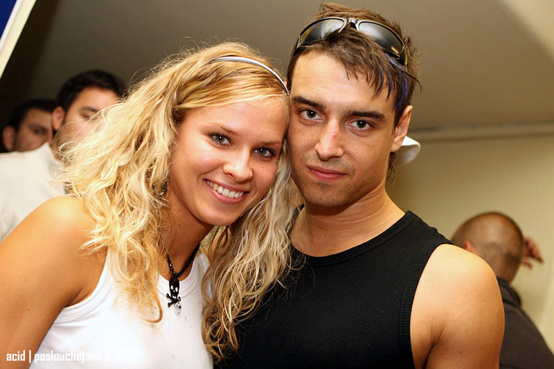 IN BETWEEN ALBUM TOUR - Pátek 14. 9. 2007