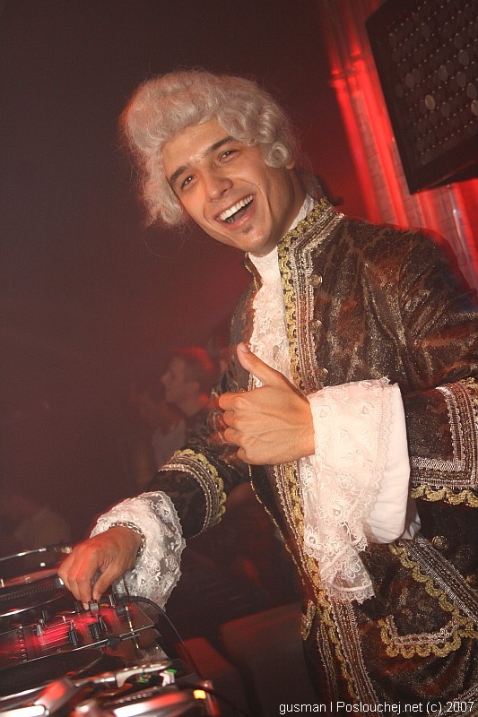 OPERA HOUSE OPENING PARTY - Pátek 14. 9. 2007