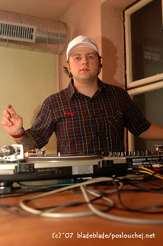 3G  - Pátek 21. 9. 2007