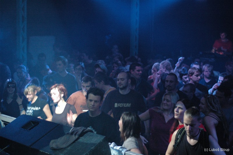 TAKE CONTROL - Čtvrtek 27. 9. 2007