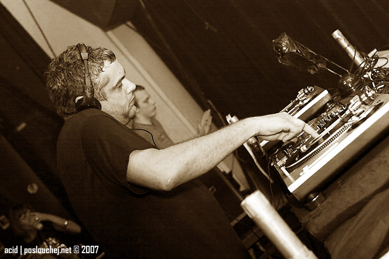 HUMAN TRAFFIX - Pátek 5. 10. 2007
