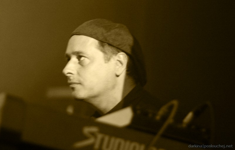 MOVE FESTIVAL - Čtvrtek 11. 10. 2007