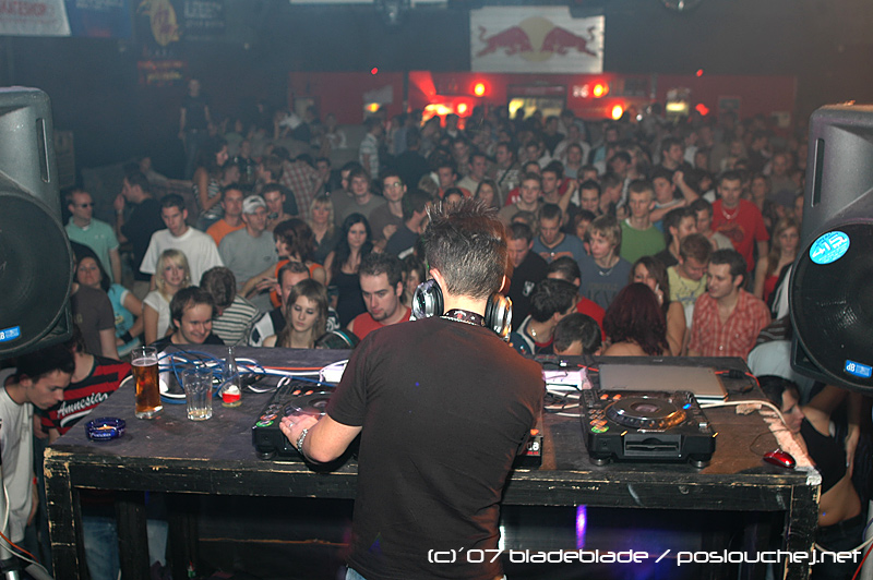 E-MOTION - Pátek 12. 10. 2007