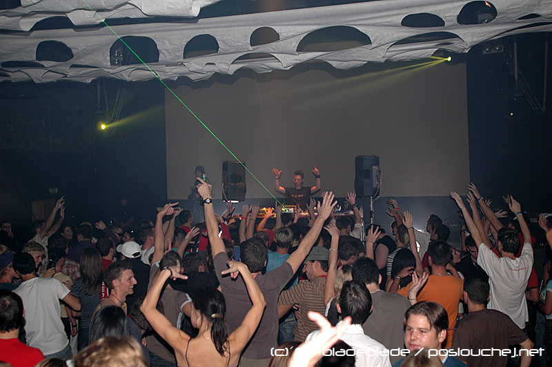 E-MOTION - Pátek 12. 10. 2007