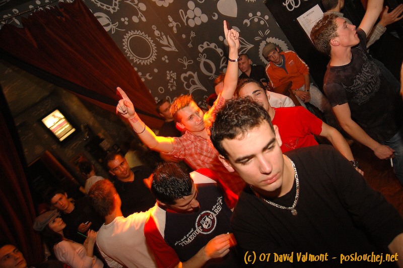 E-MOTION - Pátek 12. 10. 2007