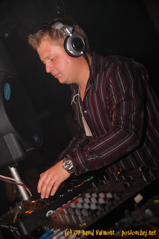 E-MOTION - Pátek 12. 10. 2007