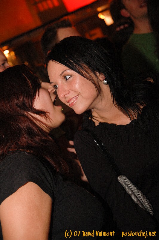 E-MOTION - Pátek 12. 10. 2007
