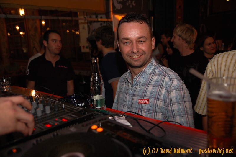 E-MOTION - Pátek 12. 10. 2007