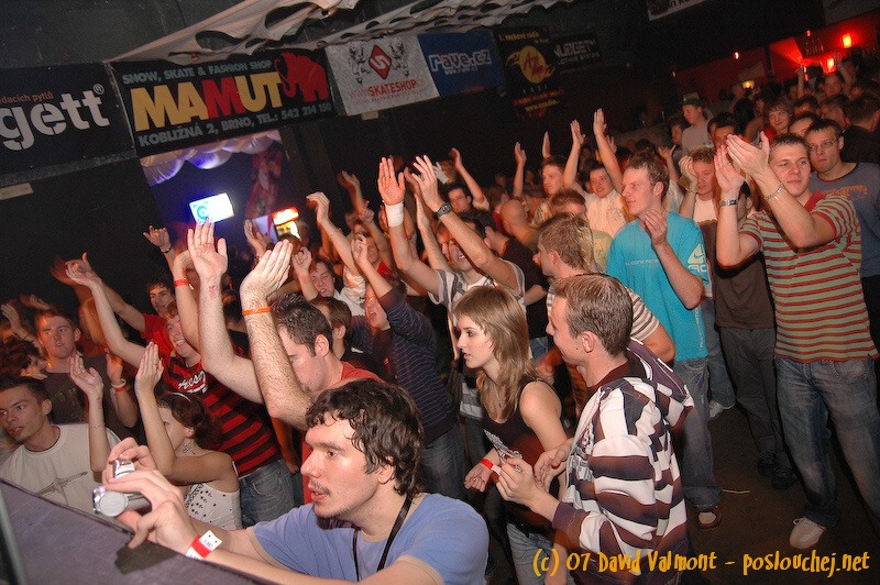 E-MOTION - Pátek 12. 10. 2007