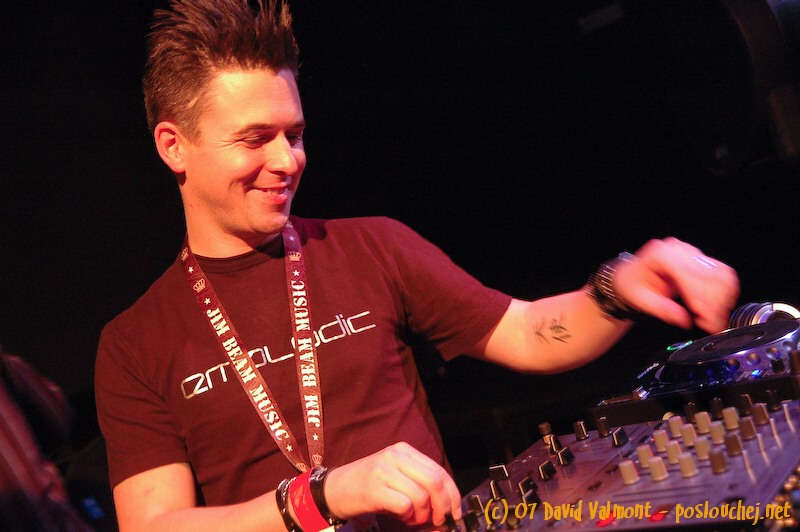 E-MOTION - Pátek 12. 10. 2007