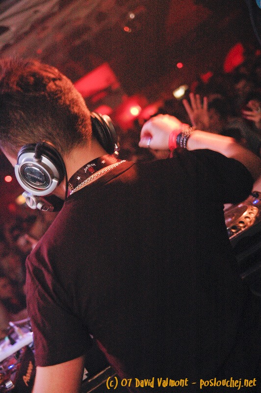 E-MOTION - Pátek 12. 10. 2007