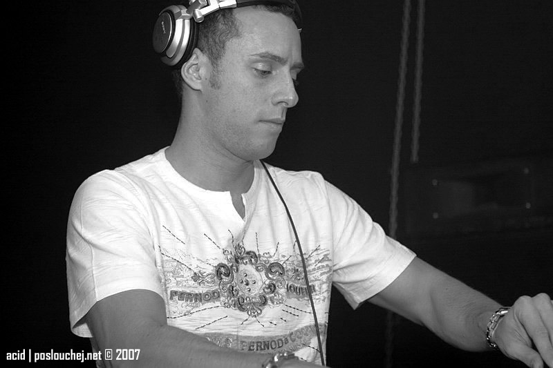 MILLENIUM - Pátek 12. 10. 2007