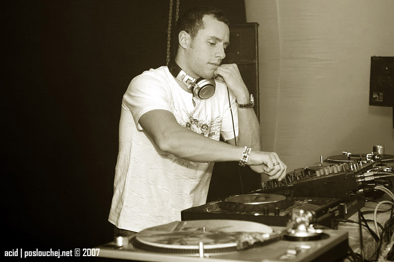 MILLENIUM - Pátek 12. 10. 2007