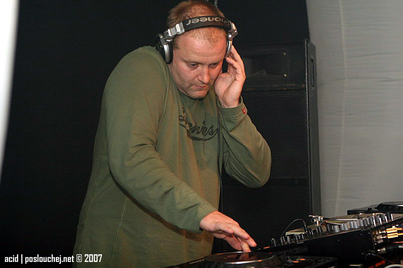 MILLENIUM - Pátek 12. 10. 2007
