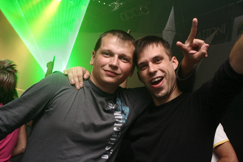 MILLENIUM - Pátek 12. 10. 2007