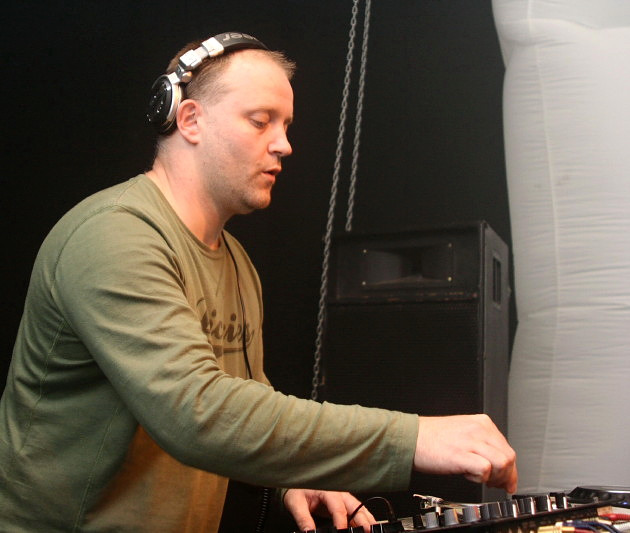 MILLENIUM - Pátek 12. 10. 2007