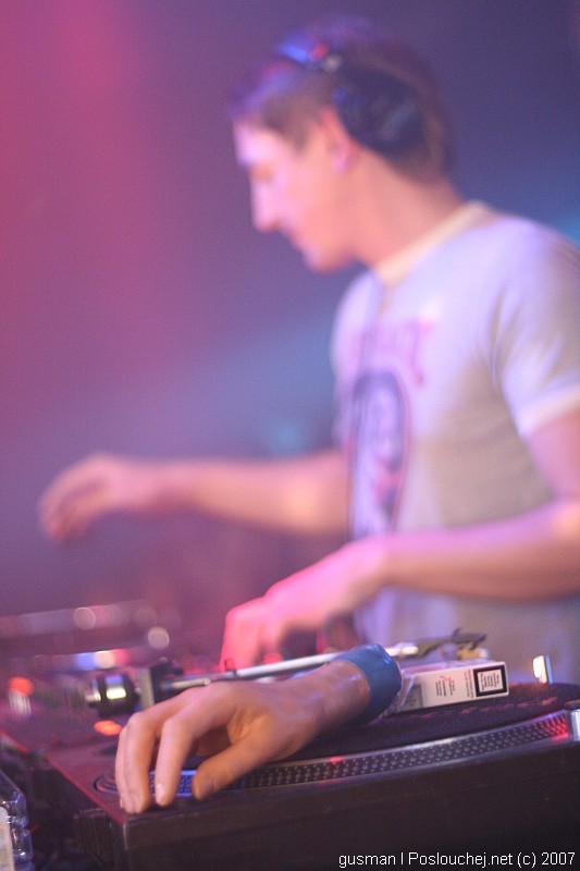 OPERA HOUSE with ROMAN FREIHOFF - Pátek 26. 10. 2007