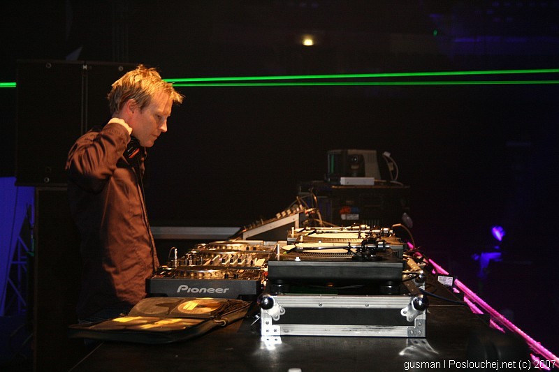 TRANSMISSION 4 - Pátek 2. 11. 2007