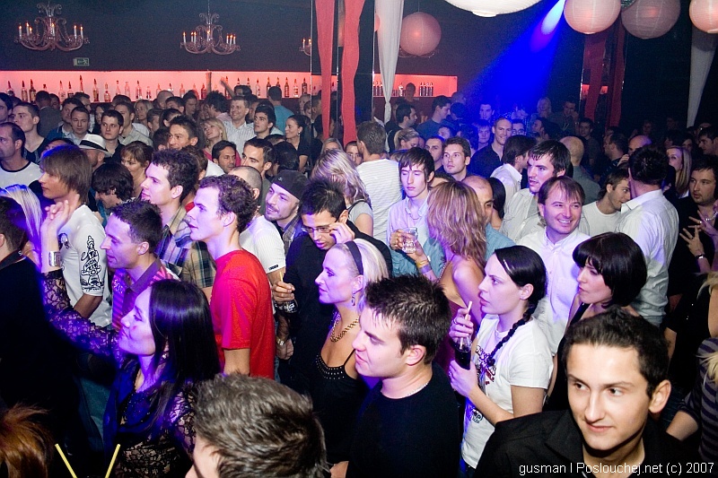 LOOKBETTERNAKED - Pátek 16. 11. 2007