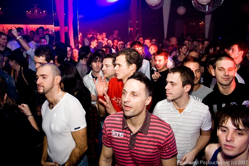 LOOKBETTERNAKED - Pátek 16. 11. 2007