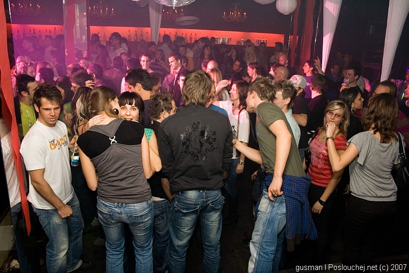 LOOKBETTERNAKED - Pátek 16. 11. 2007