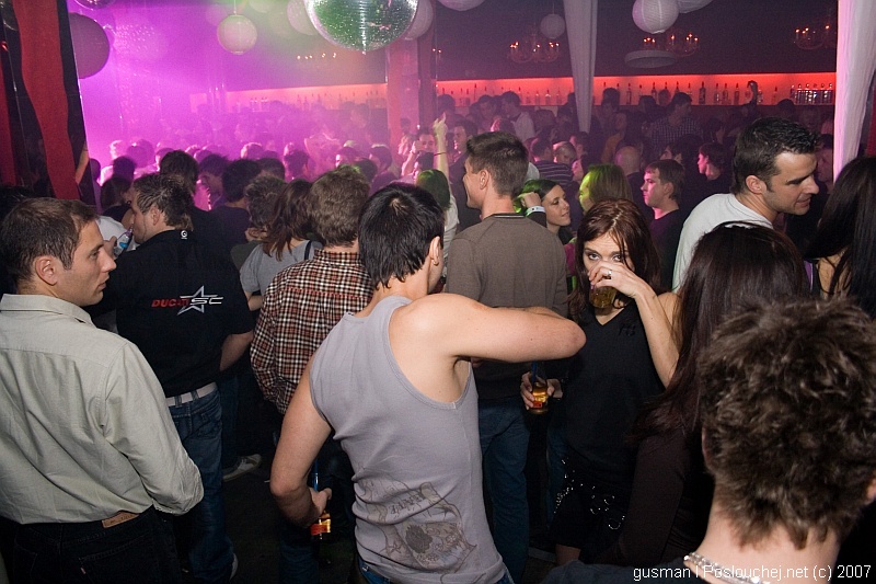 LOOKBETTERNAKED - Pátek 16. 11. 2007