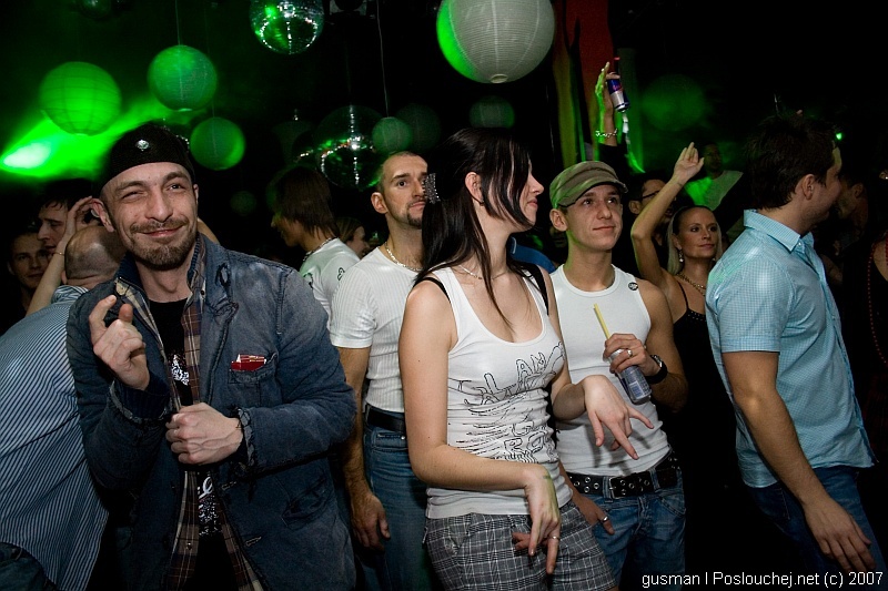 LOOKBETTERNAKED - Pátek 16. 11. 2007