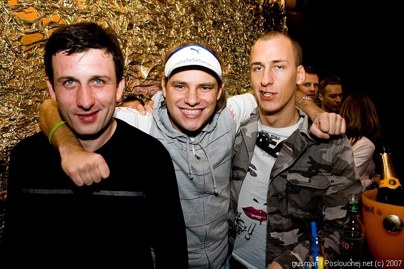 LOOKBETTERNAKED - Pátek 16. 11. 2007