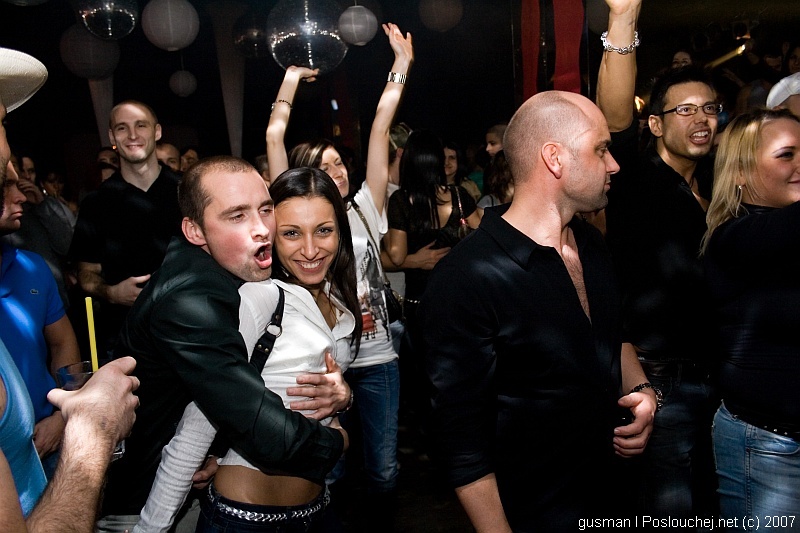 LOOKBETTERNAKED - Pátek 16. 11. 2007