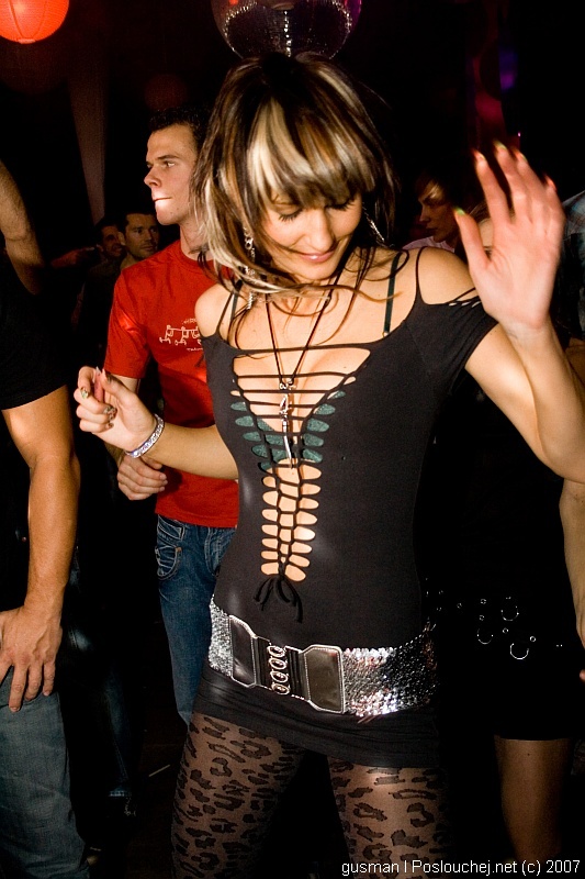 LOOKBETTERNAKED - Pátek 16. 11. 2007