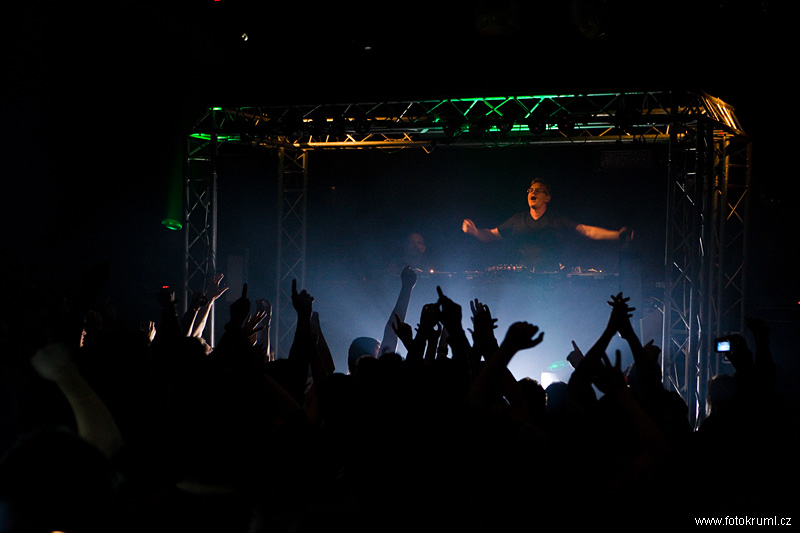 ANDY FLETCHER   - Čtvrtek 22. 11. 2007