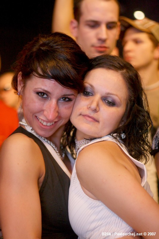 APOKALYPSA LET´S GO TECHNO - Pátek 23. 11. 2007