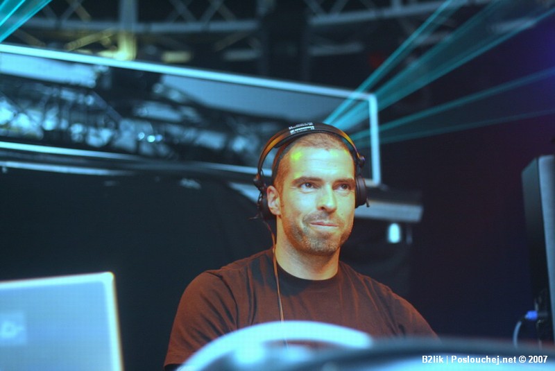 APOKALYPSA LET´S GO TECHNO - Pátek 23. 11. 2007